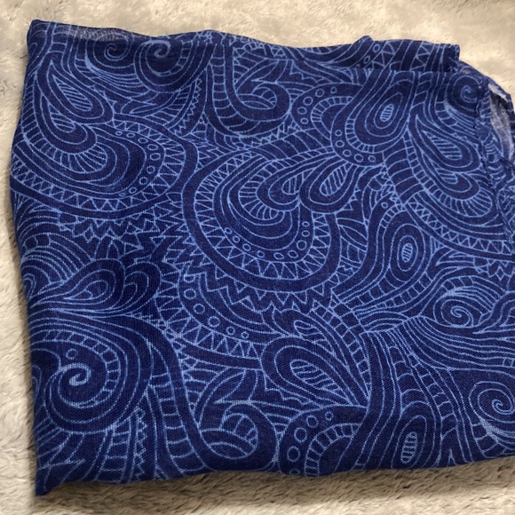 🧣🧣SCARF BUNDLE🧣🧣🧣 - Picture 5 of 5